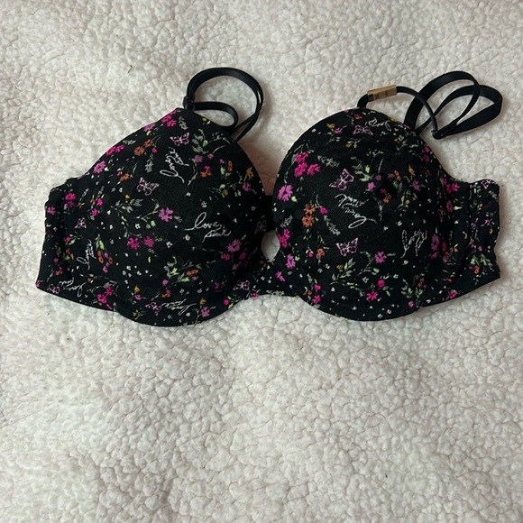 PINK Victoria's Secret Black and Pink Bra Intimates Sleepwear - Picture 2 of 10